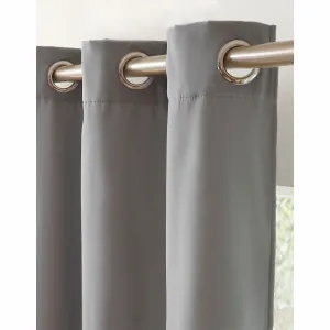 Saténový zatemňovací a izolačný záves zn. Colombine®