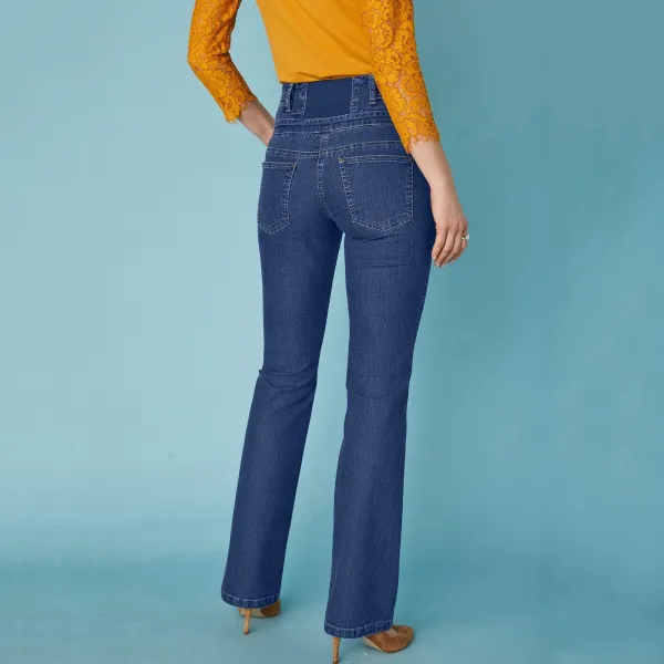 Bootcut džínsy s vysokým pásom pre vyššiu postavu