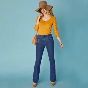 Bootcut džínsy s vysokým pásom pre vyššiu postavu
