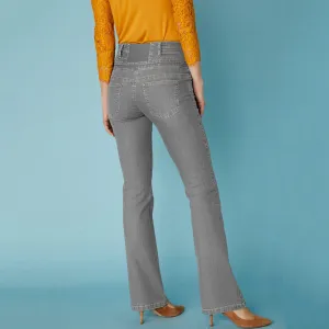 Bootcut džínsy s vysokým pásom pre vyššiu postavu