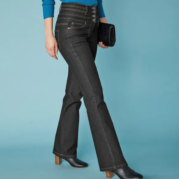 Bootcut džínsy s vysokým pásom pre vyššiu postavu