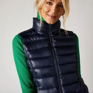 Nepremokavá prešívaná vesta na zips