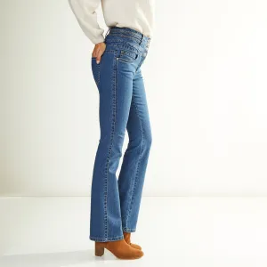 Bootcut džínsy s vysokým pásom pre vyššiu postavu