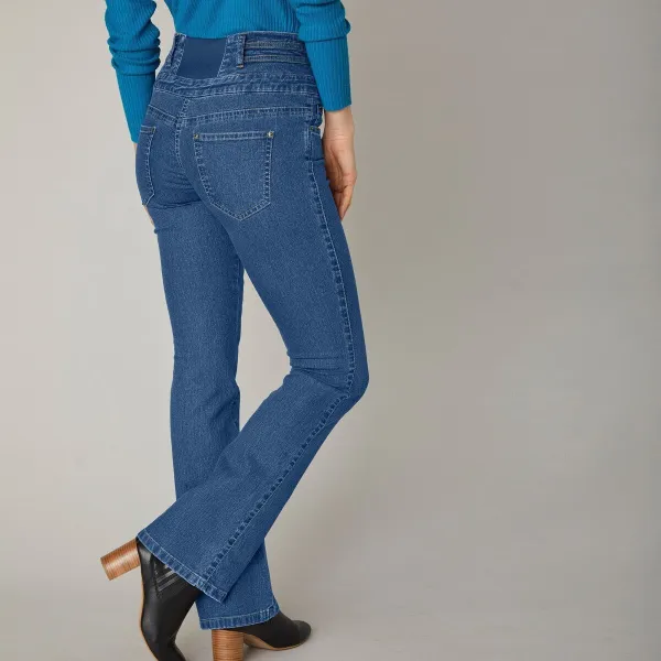 Bootcut džínsy s vysokým pásom pre nižšiu postavu