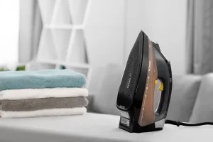 Naparovacia žehlička SENCOR 9400BK