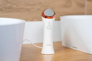 Prístroj pre starostlivosť o pleť Hot & Cool Concept PO 2020 PERFECT SKIN