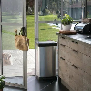 Kôš Curver® DECO PEDAL BIN, 50 lit., 39x29x73 cm, čierny/strieborný, na odpad