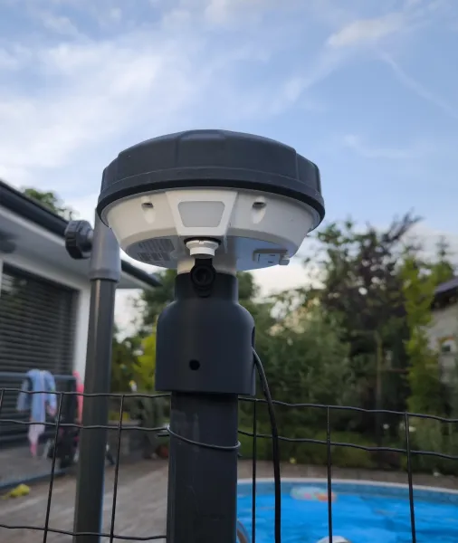Mammotion LUBA antény RTK na 48mm stĺpik