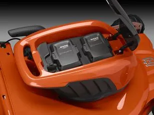 AKUMULÁTOROVÁ KOSAČKA NA TRÁVU HUSQVARNA AKU LC 353iVX BEZ BATÉRIE A NABÍJAČKY