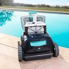 Robotický vysávač bazénov Maytronics Dolphin LIBERTY 400