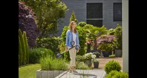 Gardena Akumulátorová kefa na burinu EasyWeed 1800/18V P4A, pripravená na použitie