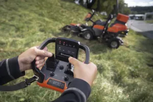 Záhradný rider HUSQVARNA P 524XR EFI