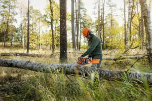AKUMULÁTOROVÁ PÍLA Husqvarna 435i bez akumulátora a nabíjačky