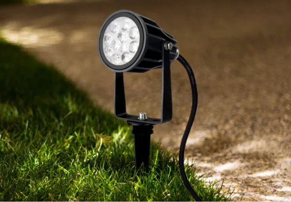 LED záhradný reflektor 6W RGB+Dual-White (2.4GHz)