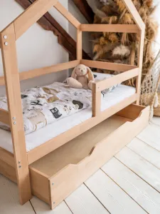Woodisio Domčeková posteľ EMA PLUS so zásuvkou buk Farba: Prírodné drevo, Veľkosť: S roštom, Variant: 200 x 90
