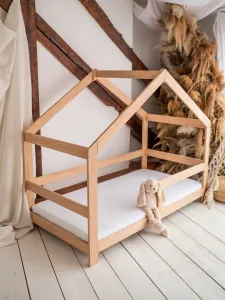 Woodisio Domčeková posteľ EMA buk Farba: Prírodné drevo, Variant: 200 x 80