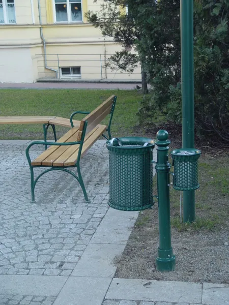 Odpadkový kôš 1 s popolníkom