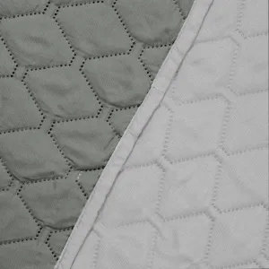 Obojstranný prehoz na posteľ DecoKing Chiny sivo-strieborný, veľkosť 170x270