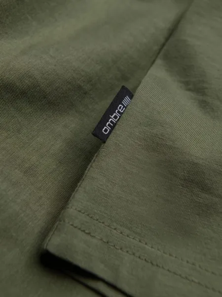 Klasické pánske tričko s krátkym rukávom khaki