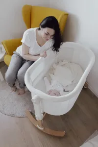 PETITEMARS PETITE&MARS Postieľka detská polohovateľná s funkciou kolísky Glory 2v1