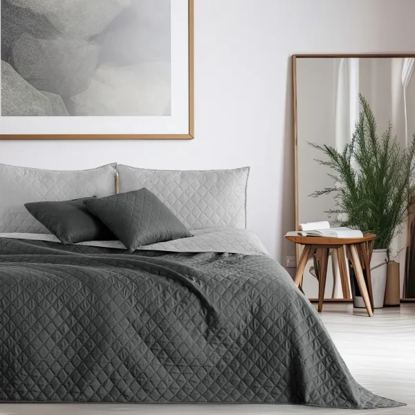 Prikrývka na posteľ DecoKing AXEL strieborná, veľkosť 170x270