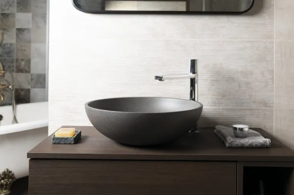 TURF betónové umývadlo vrátane výpuste, priemer 44 cm, čierny granit AR436