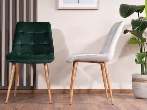 Signal Jedálenská stolička CHIC D VELVET | drevené nohy Farba: Čierna / Bluvel 19