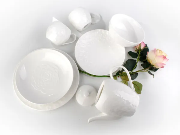 Affekdesign Porcelánová miska ROSE 750 ml biela