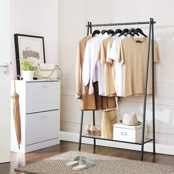 SONGMICS Šatní vešiak Loft 153 cm čierny