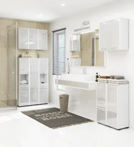 Ak furniture Kúpeľňová skrinka Fin biela/strieborný lesk