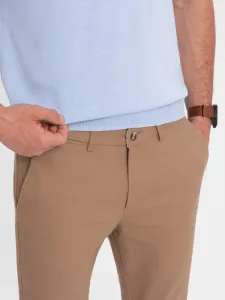 Jedinečné pánske slim fit chinos nohavice svetlo hnedé