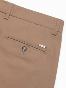 Jedinečné pánske slim fit chinos nohavice svetlo hnedé