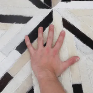 Luxusný kožený koberec, čierna/béžová/biela, patchwork, 200x200, KOŽA TYP 8