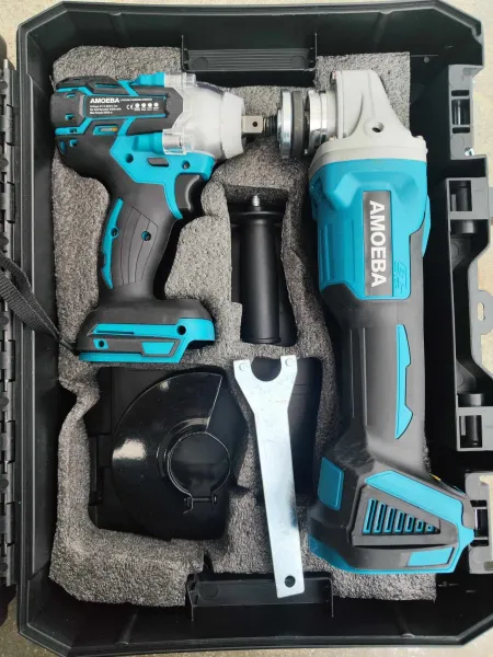 AMOEBA SET elektrického náradia vhodné pre batériu MAKITA 18V 2 x batérie , nabíjačka Batéria: 2ks batéria