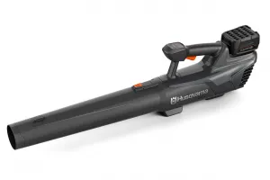 Fúkač lístia Husqvarna Aspire™ B8X-P4A s akumulátorom a nabíjačkou