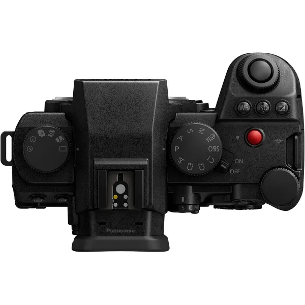 Panasonic LUMIX DC-S5M2X (telo) 21013