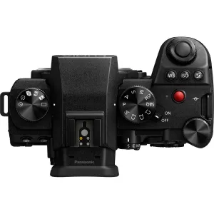 Panasonic LUMIX S5M2 + R24105 28528