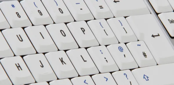 LogicKeyboard Logická klávesnica strieborná s duálnym USB hubom UK 19825