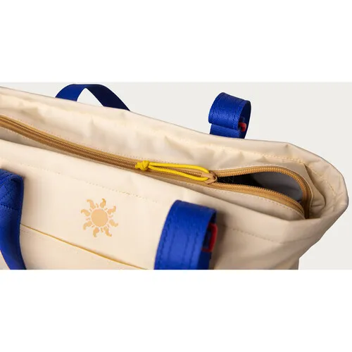 Long Weekend Tote - Creme-Multi 23131