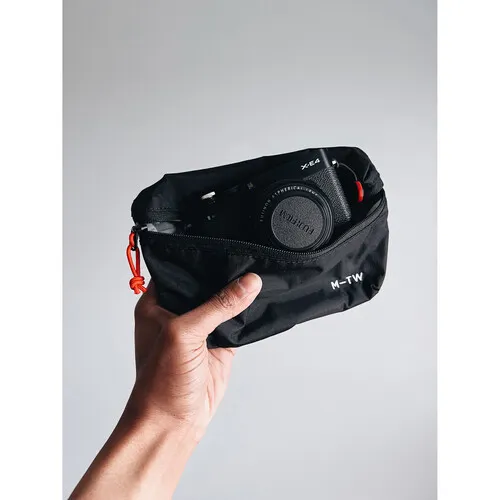 Moment MTW Mini Fanny Sling 1L - Čierny 23402