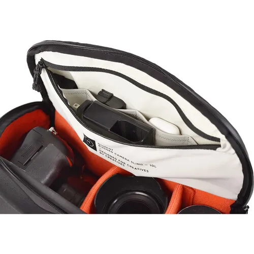 Moment Odolný popruh na fotoaparát – 10L – NorthPak Black 23391