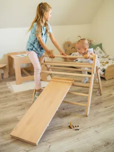 Woodisio Montessori Piklerovej triangel malý PEDRITO buk Farba: Prírodné drevo, Variant: Triangel