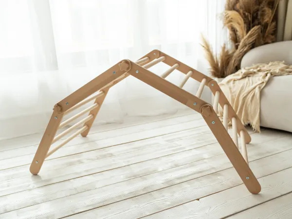 Woodisio Montessori Piklerovej triangel štvorramenný TITO buk Farba: Farebný - modrý, Variant: Triangel