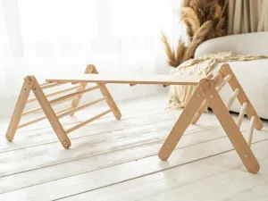 Woodisio Montessori Piklerovej triangel štvorramenný TITO buk Farba: Farebný - modrý, Variant: Triangel