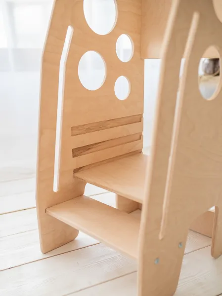 Woodisio Montessori rastúca Učiaca veža CLOE Farba: Prírodné drevo