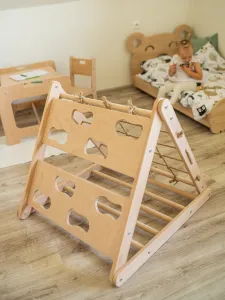 Woodisio Montessori Piklerovej triangel trojstranný MATEO buk Farba: Šedá - Transparentný lak, Variant: Triangel s malou doskou