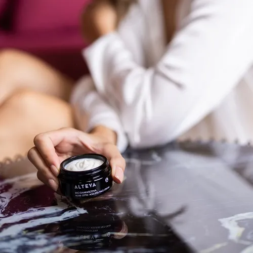 Pleťový krém proti starnutiu  Bio Damascena Alteya 50 ml