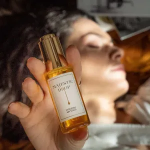 Magický nočný elixír na vyhladenie pleti Wooden Spoon 30 ml