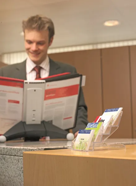 Box na vizitky DURABLE BUSINESS CARD DISPLAY BOX