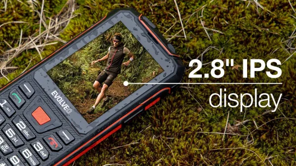 EVOLVEO StrongPhone W4, červená